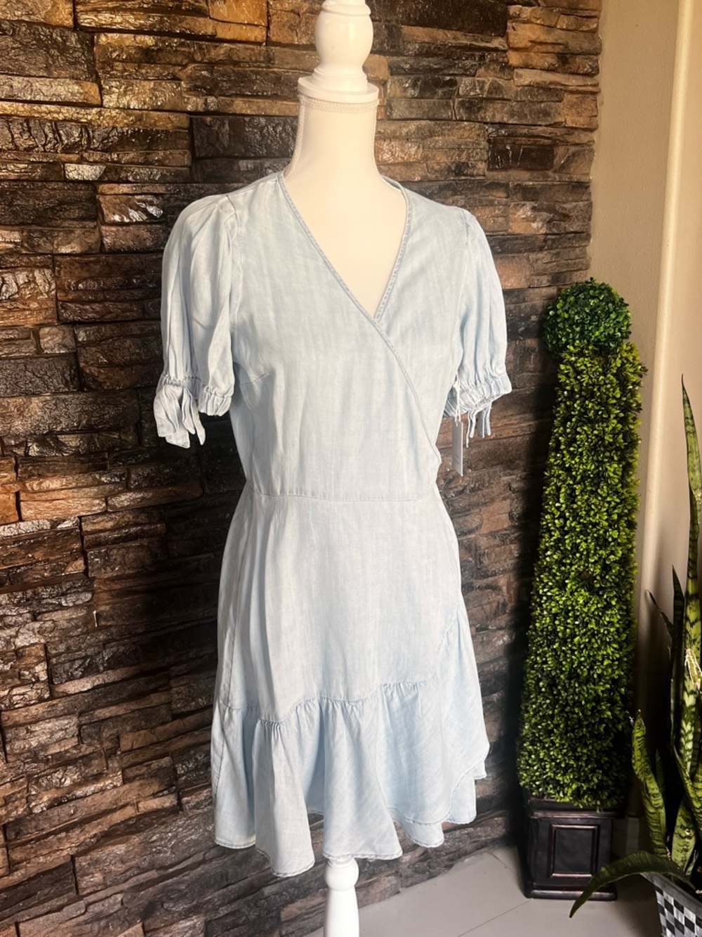 LC Lauren Conrad Pale Blue Wrap-Style Midi Dress - Picture 4 of 15